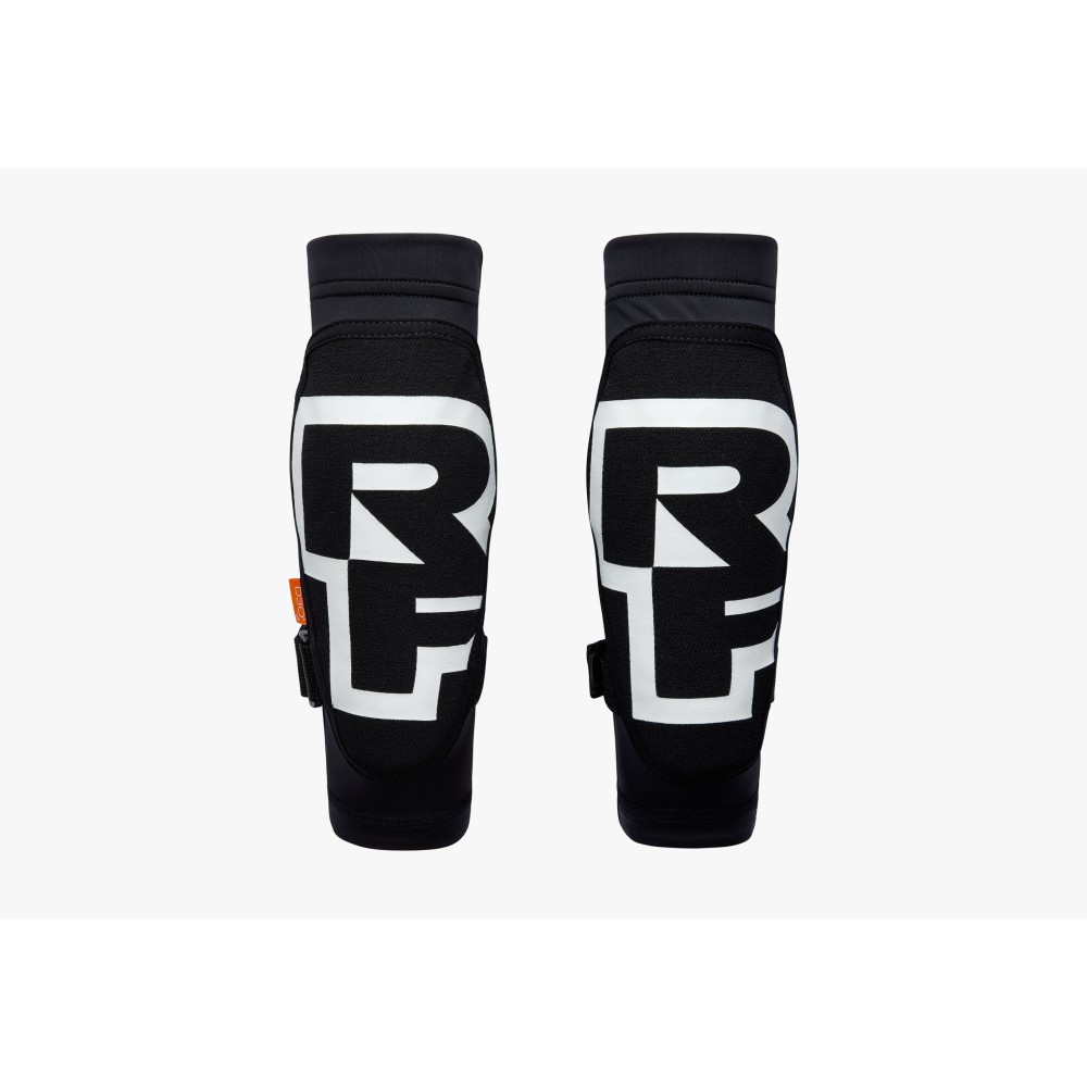 RACE FACE Sendy Trail Knee Stealth L